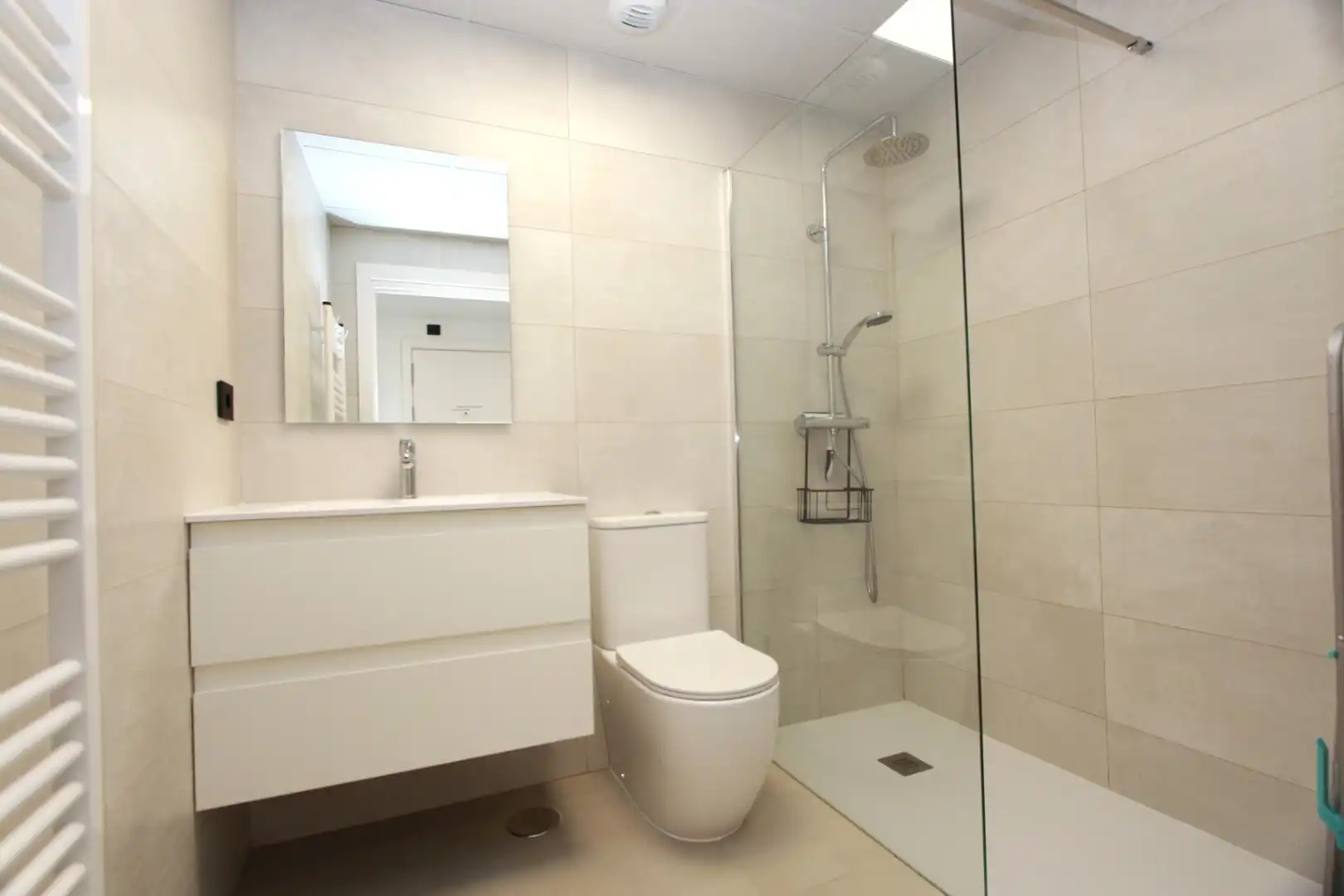 Apartamento con terraza en venta en Marisol Park - Ortembach - Los Almendros, imagen 19
