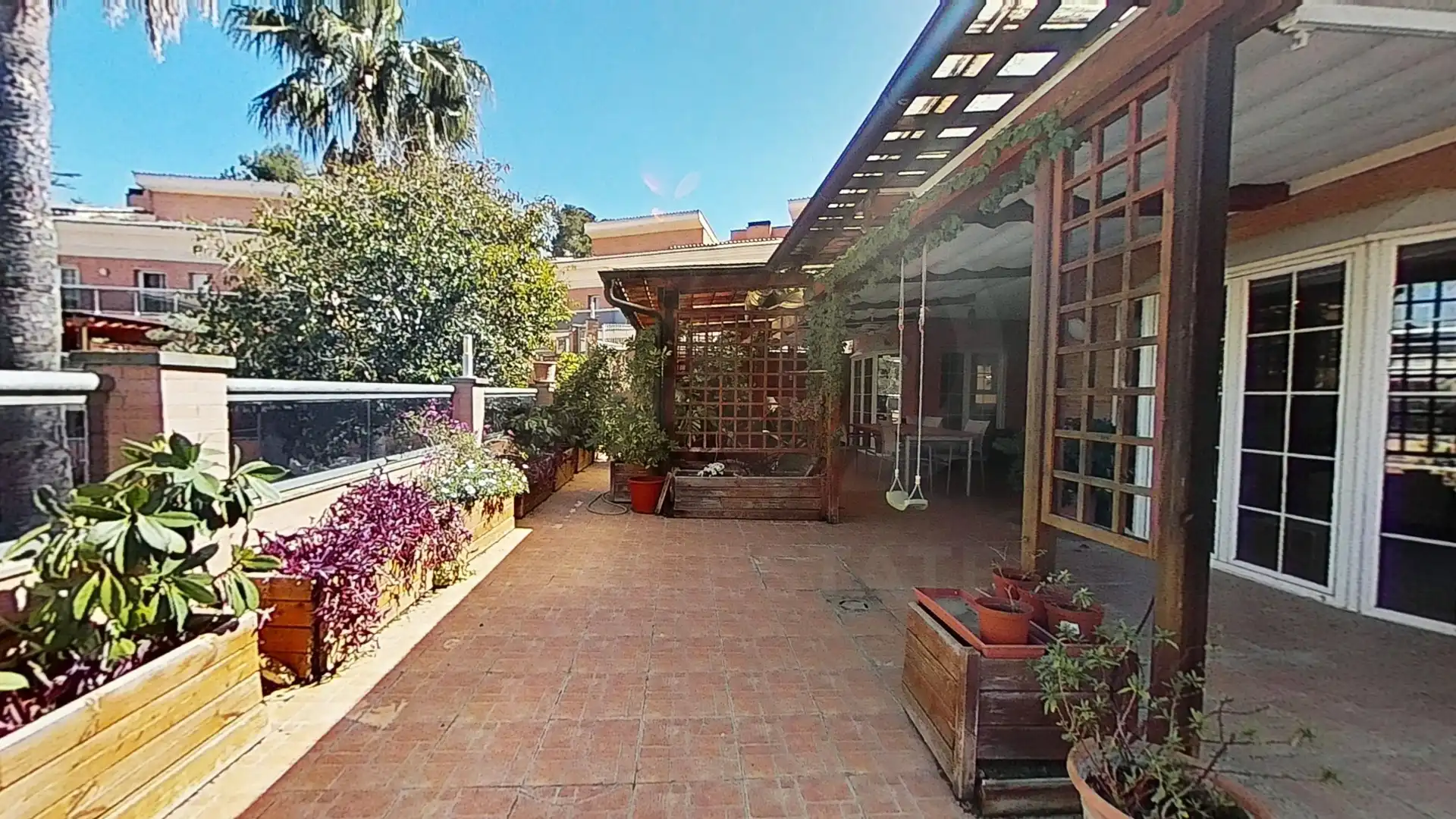 Detached house with pool for sale in carrer de Salvador Dalí 15, imagen 3