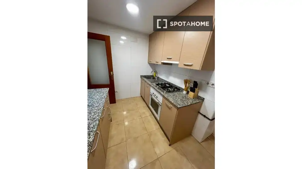 Cocina de Piso de alquiler en Alicante / Alacant con Aire acondicionado, Calefacción y Amueblado