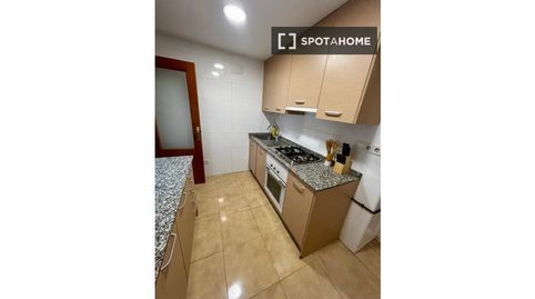 Foto 4 de Piso de alquiler en Altozano - Conde Lumiares, Alicante / Alacant