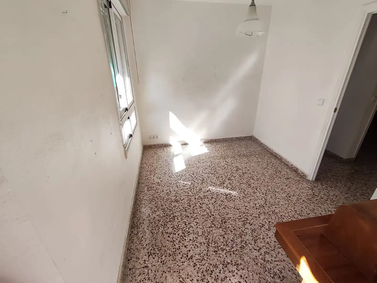 Wohnung zum Verkauf in Alcantarilla mit Klimaanlage und Balkon