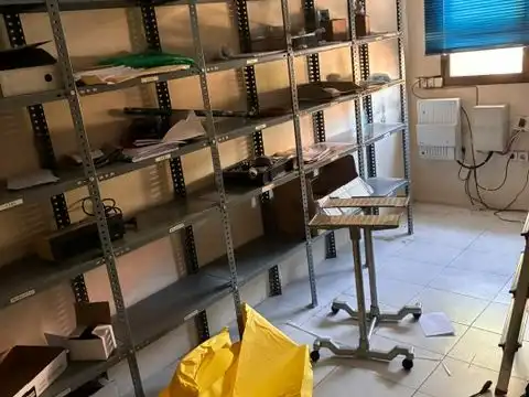 Office for rent in Alcalá de Henares  with Air Conditioner, Heating and Terrace