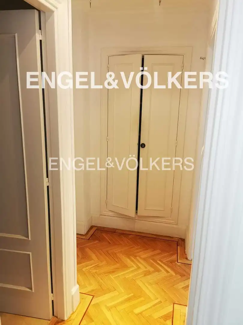 Flat for rent in Madrid  with Air Conditioner, Heating and Private garden