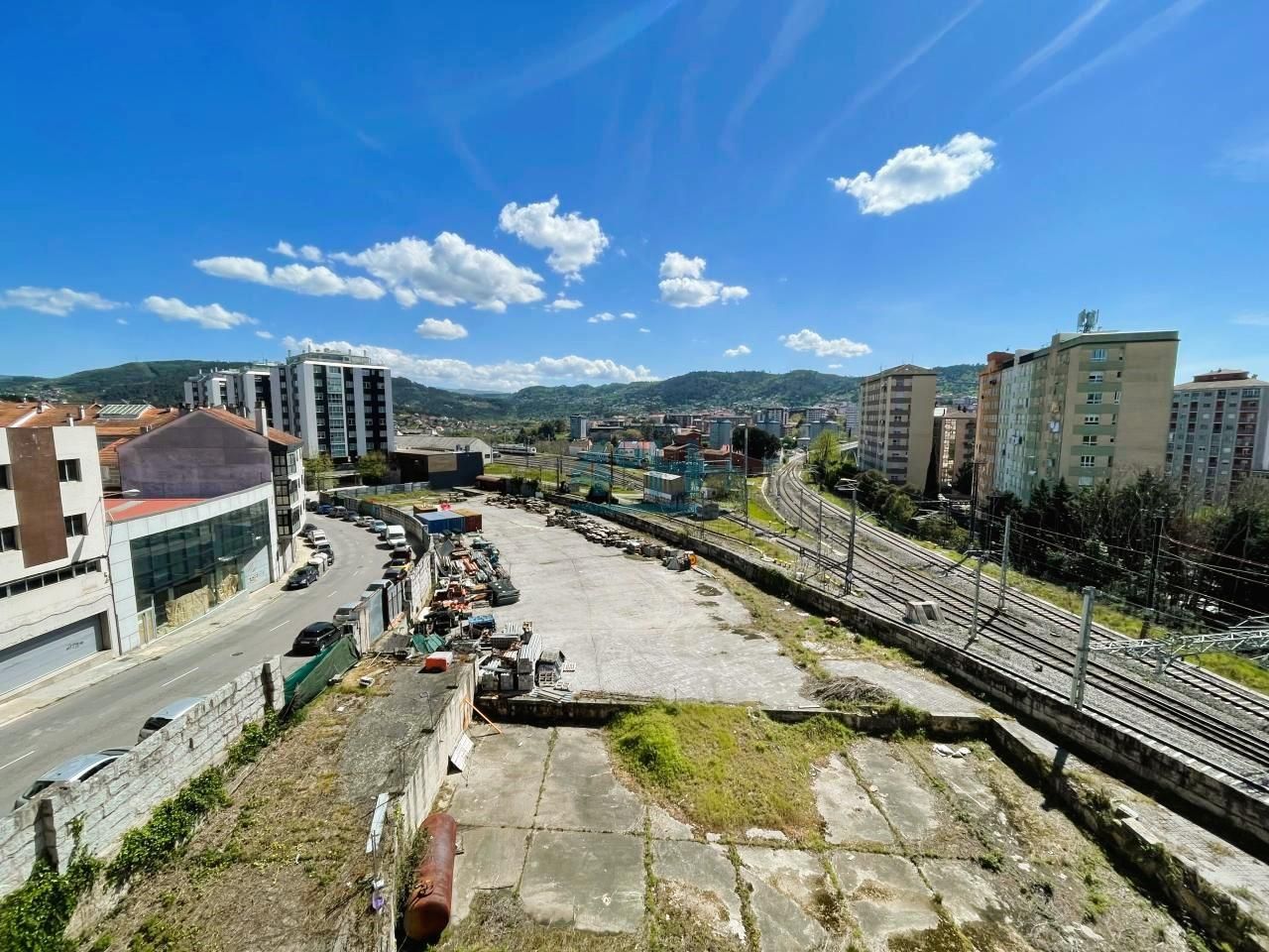Exterior view of Flat for sale in Ourense Capital   with Heating, Terrace and Balcony