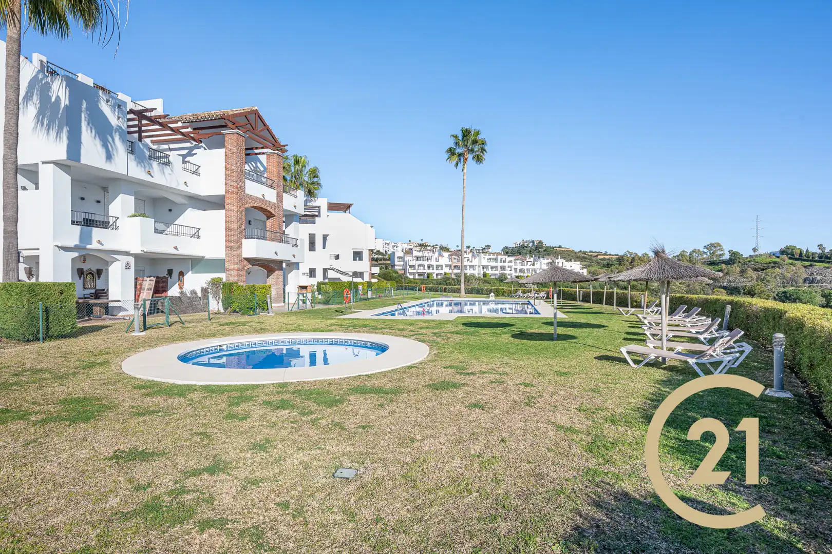 Jardín de Ático en venta en Benahavís con Aire acondicionado, Calefacción y Terraza