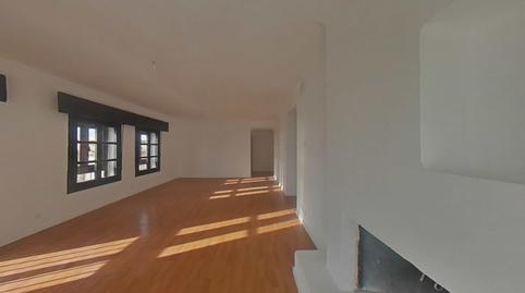 Photo 4 of Flat for sale in Puerto Banús, Marbella