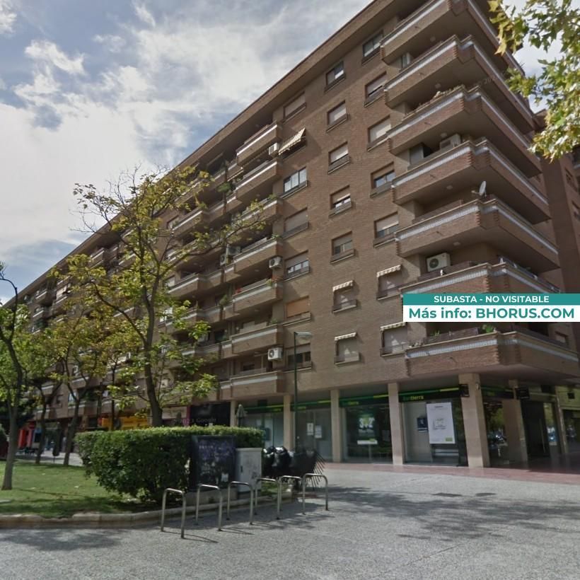 Vista exterior de Piso en venta en  Zaragoza Capital