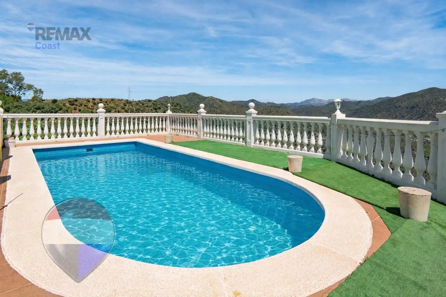 Piscina de Finca rústica en venda en Málaga