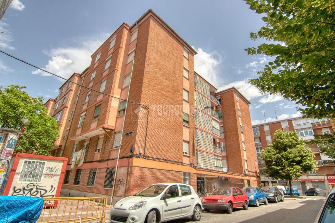 Vista exterior de Pis en venda en Valladolid Capital amb Balcó