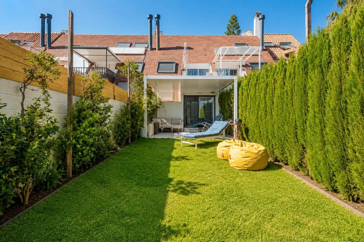 Terrassa de Casa adosada en venda en Estepona amb Aire condicionat, Calefacció i Jardí privat