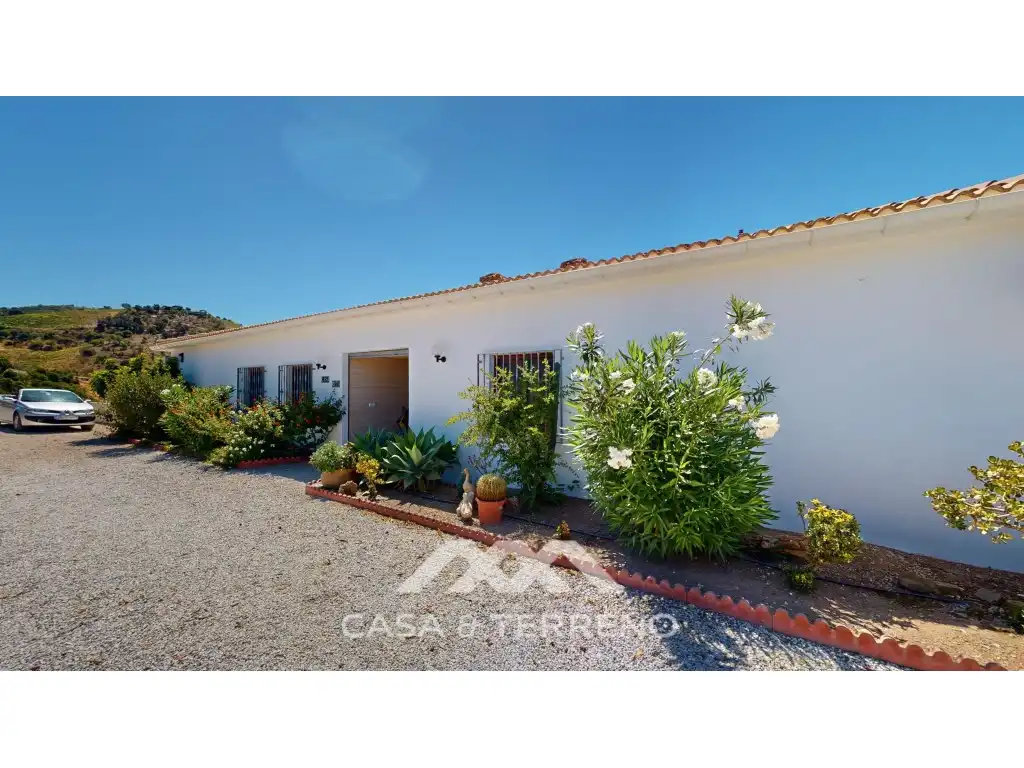 Commercial properties for sale in DS CAJIZ RURAL, Iznate