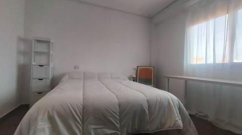 Photo 2 of Flat to share in Carrer del Duc de Mandas, 21, Els Orriols,  Valencia Capital