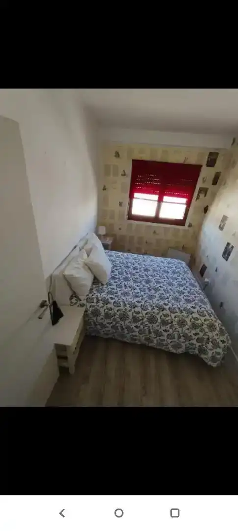 Dormitori de Casa adosada de lloguer en Villar del Arzobispo amb Aire condicionat, Parquet i Moblat