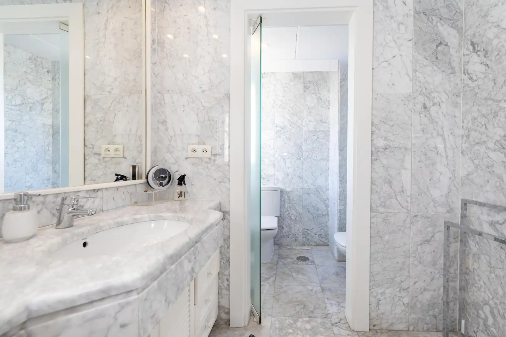 Baño de Ático en venta en Marbella con Aire acondicionado, Calefacción y Terraza