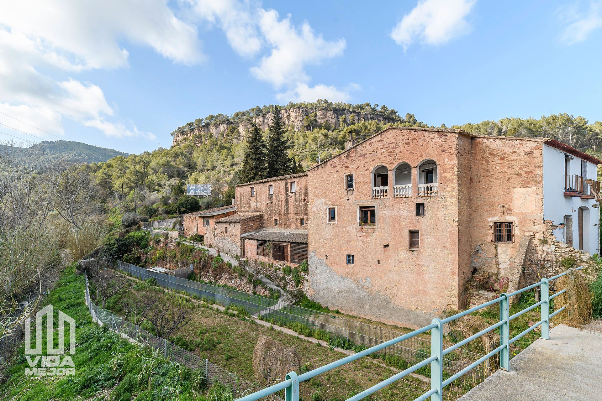 Exterior view of House or chalet for sale in Vallirana  with Air Conditioner and Heating
