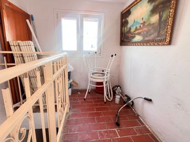 Casa amb balcó en venda a Callejón Miraflores