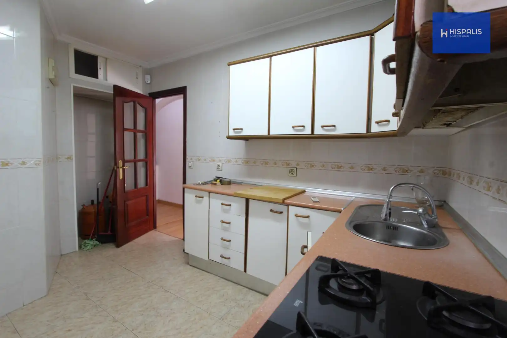 Kitchen of Flat for sale in Sevilla
