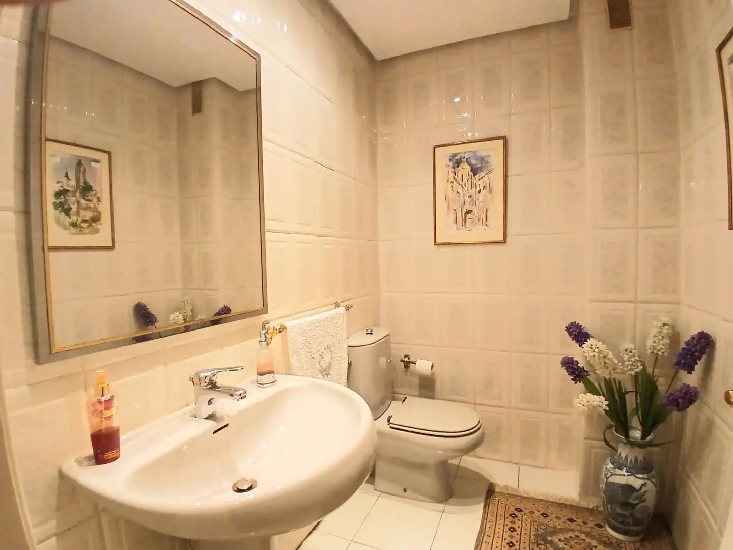 Bathroom of Flat for sale in Madrid  with Air Conditioner, Heating and Private garden