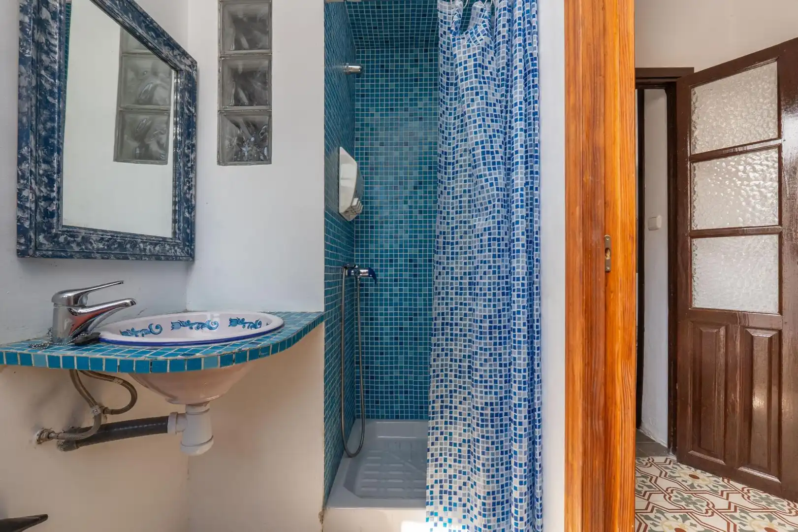 Bathroom of Houses for sale in Cacín  with Furnished and Balcony