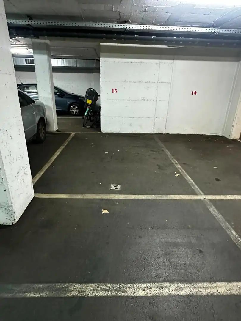Aparcament de Garatge de lloguer en Girona