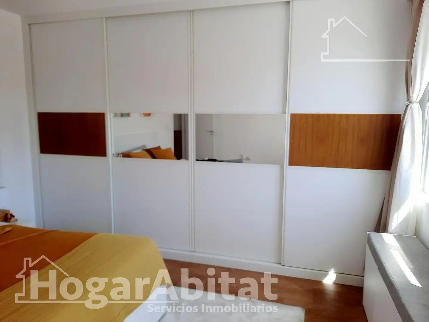 Bedroom of Flat for sale in Albal  with Air Conditioner, Parquet flooring and Balcony