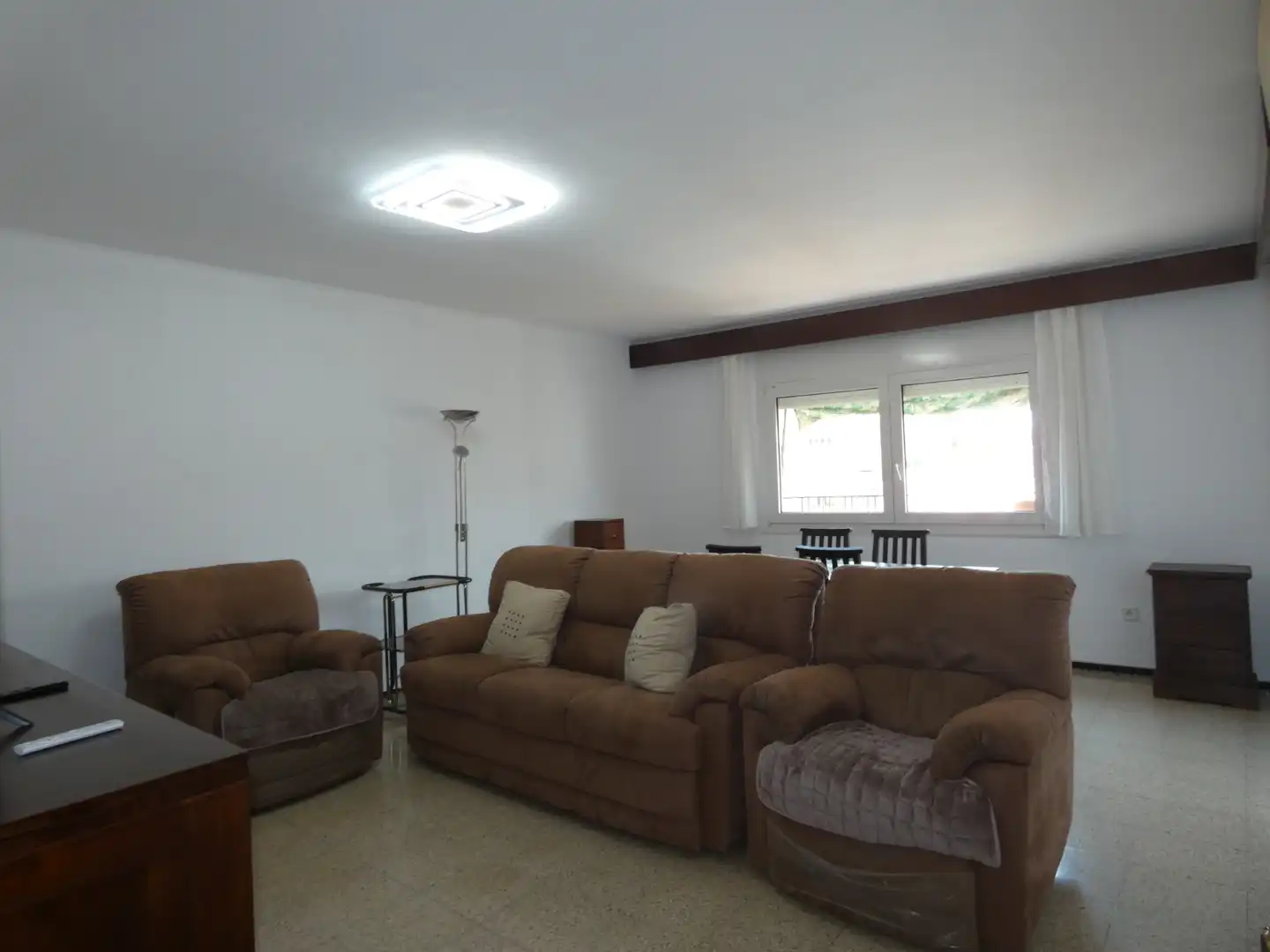 Living room of Flat for sale in Girona  with Air Conditioner, Heating and Furnished