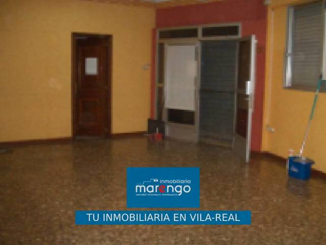 Local comercial en Alquiler en Carrer les Eres, 6 en Llombai