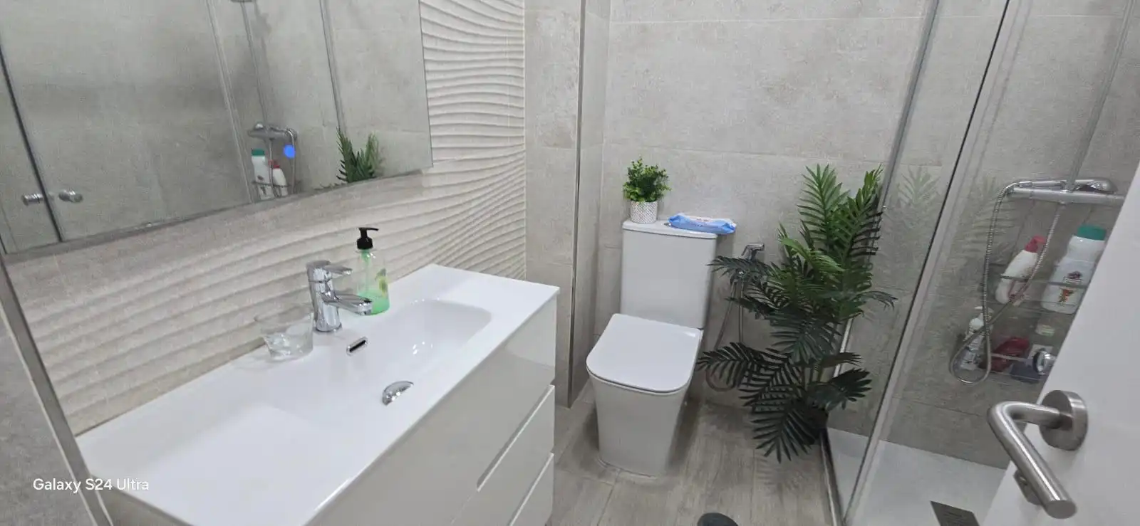 Badezimmer von Wohnung zur Miete in Torremolinos mit Klimaanlage, Heizung und Terrasse