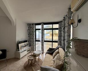 Sala d'estar de Pis en venda en Marbella