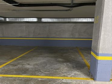 Einzelparkplatz zum Verkauf in LAMAS DE ABADE