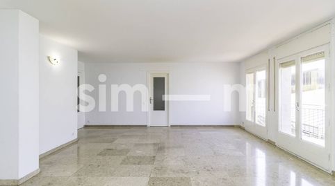 Photo 2 of Flat for sale in Centre, Vic