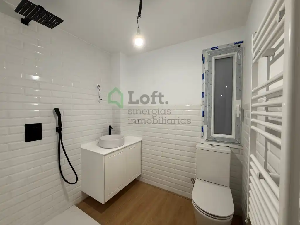Baño de Piso en venta en Badajoz con Aire acondicionado y Calefacción