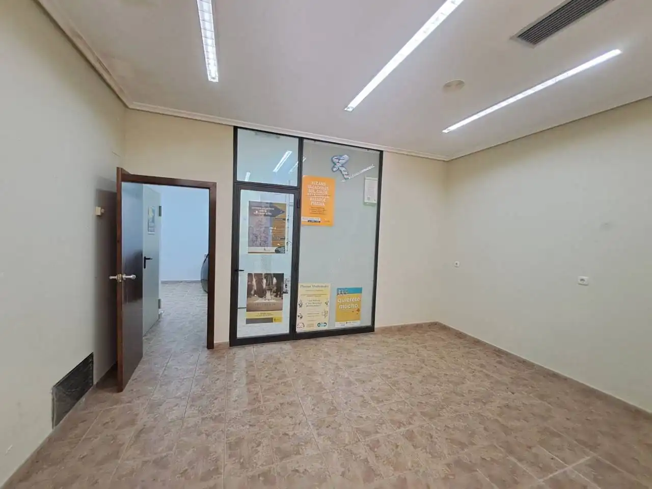 Local en venta en Quintanilla Vivar, Burgos