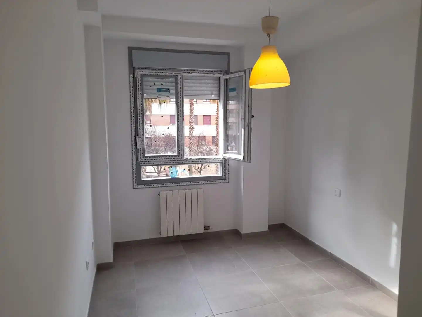 Schlafzimmer von Wohnungen zum Verkauf in Cáceres