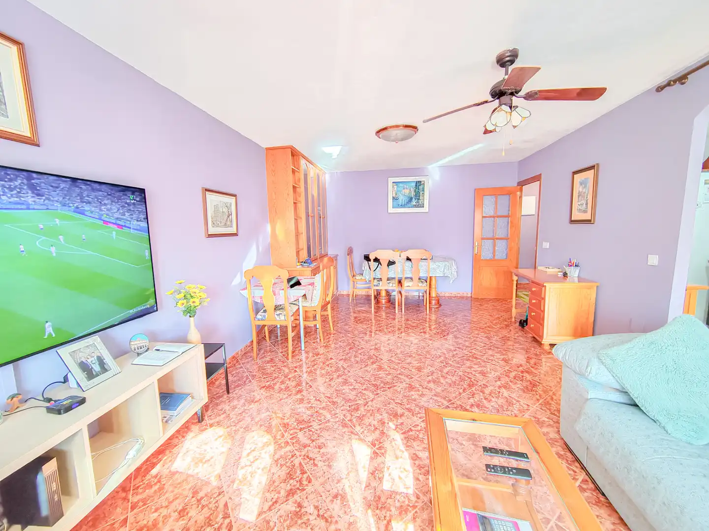Wohnzimmer von Wohnung zum Verkauf in Garrucha mit Klimaanlage, Heizung und Ofen