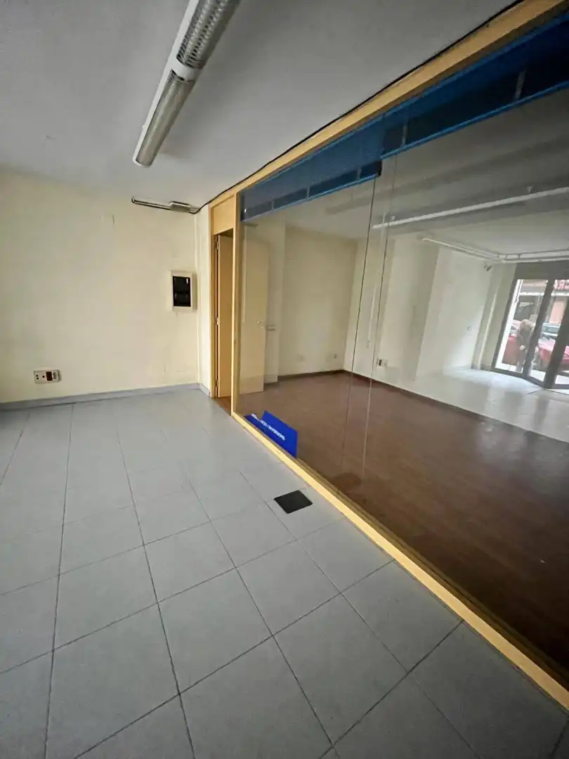 Local comercial en venda a Carrer de Mossèn Andreu, imagen 20