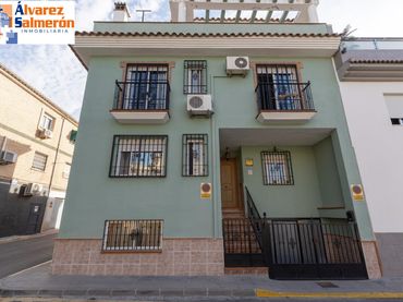 Adossat amb balcó en venda a Pulianas