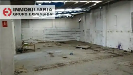 Nave industrial en venta en Aspe