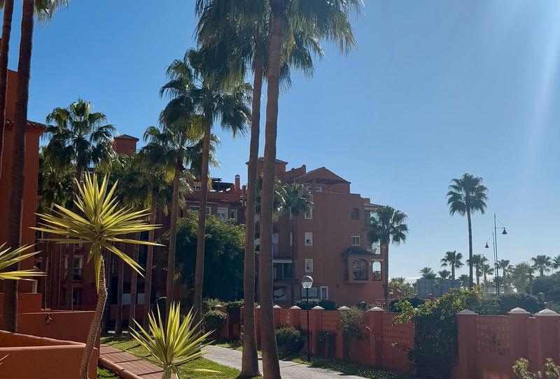 Photo 1 of Apartment for sale in Playamar - Benyamina, Málaga