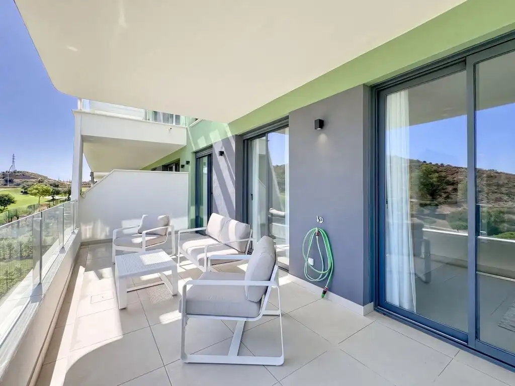 Apartamento con piscina en venta en Riviera del Sol, imagen 4