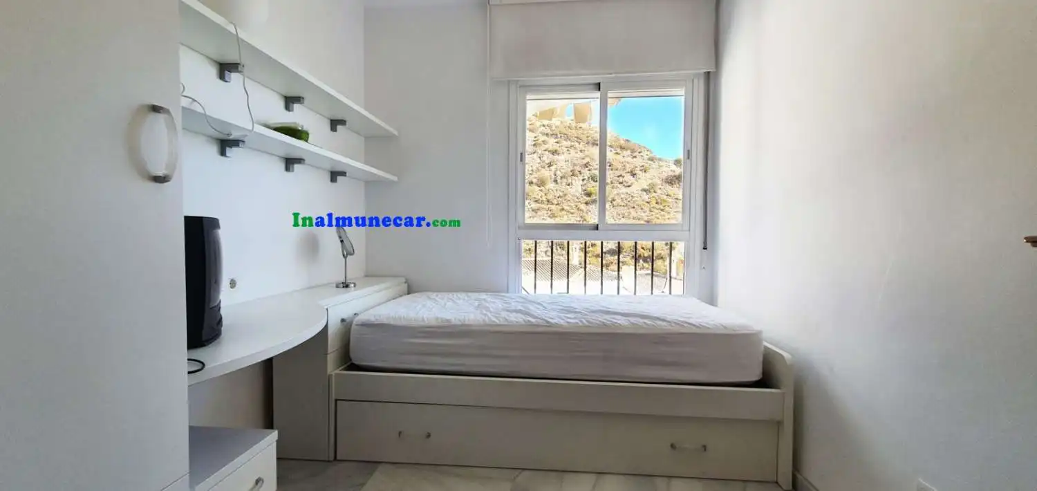 Habitación de Casa adosada en venta en Almuñécar con Aire acondicionado, Terraza y Piscina