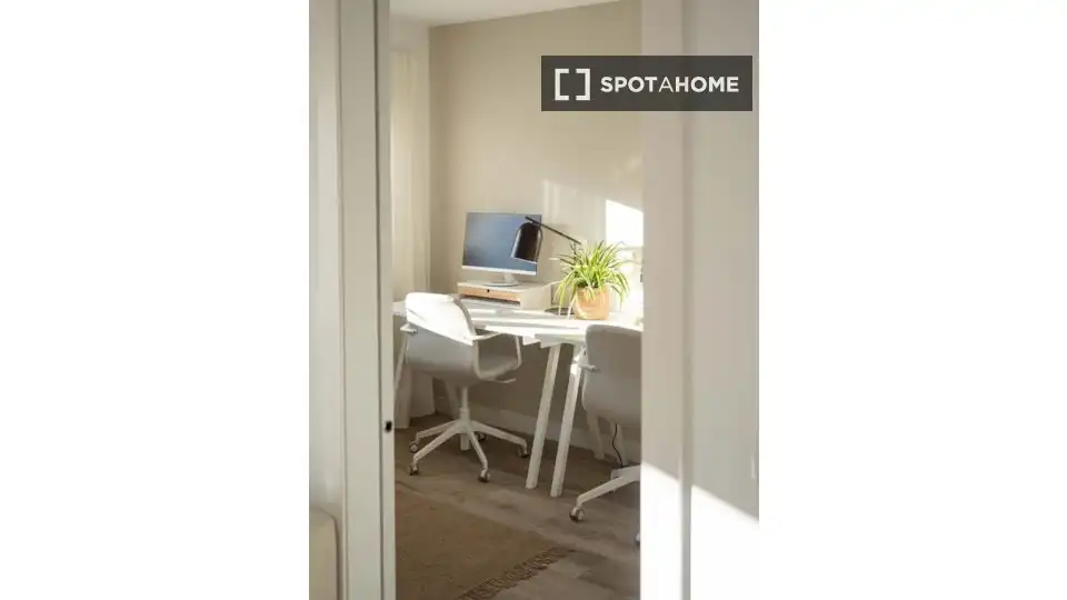 Bedroom of Flat for rent in Valencia  with Air Conditioner, Heating and Furnished