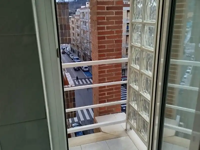 Terrassa de Pis de lloguer en Siero amb Calefacció, Parquet i Terrassa