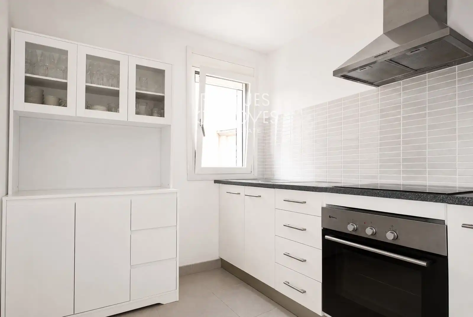 Cuina de Pis en venda en Girona amb Aire condicionat, Calefacció i Terrassa
