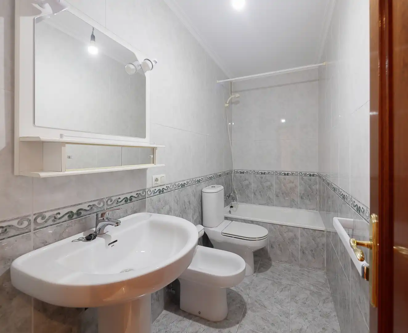 Wohnung zur Miete in Gijón - CL CEAN BERMUDEZ, Llano