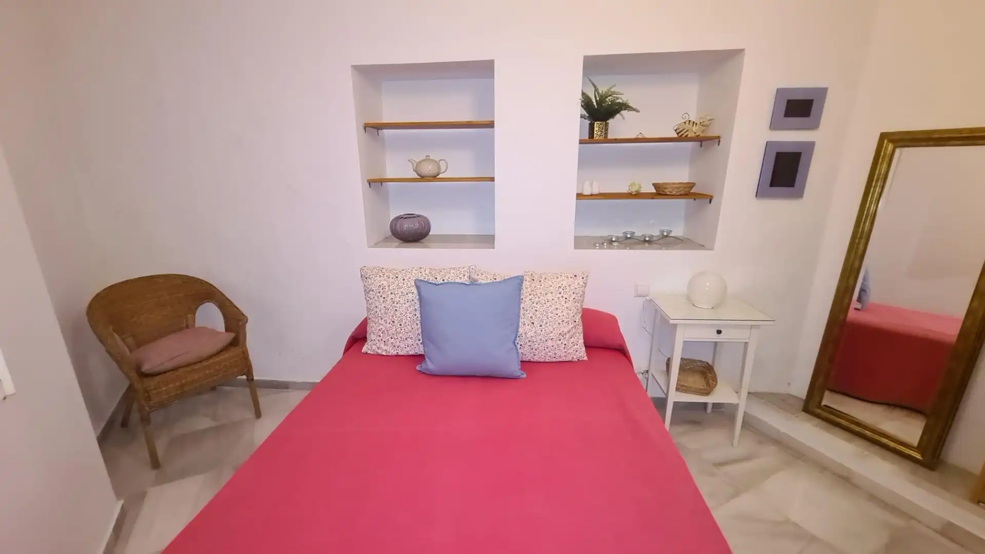 Habitación de Planta baja en venta en Cádiz
