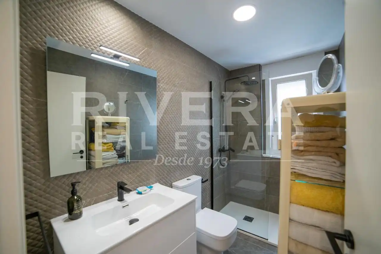 Bathroom of Detached homes for sale in Sanxenxo  with Heating, Private garden and Terrace