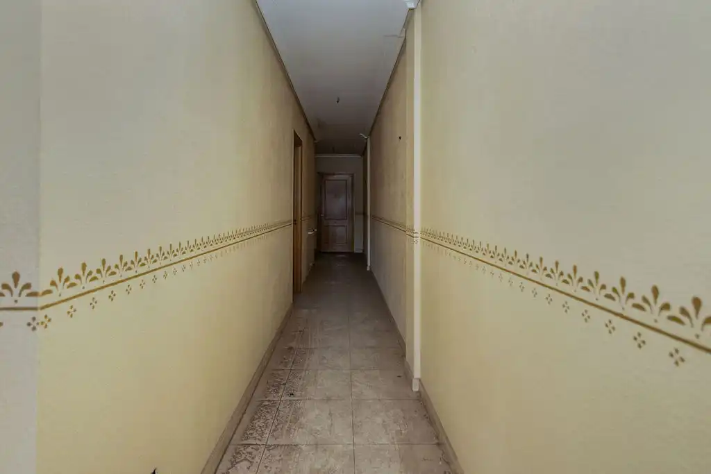 Flat with lift for sale in Av Reyes Católicos, imagen 13