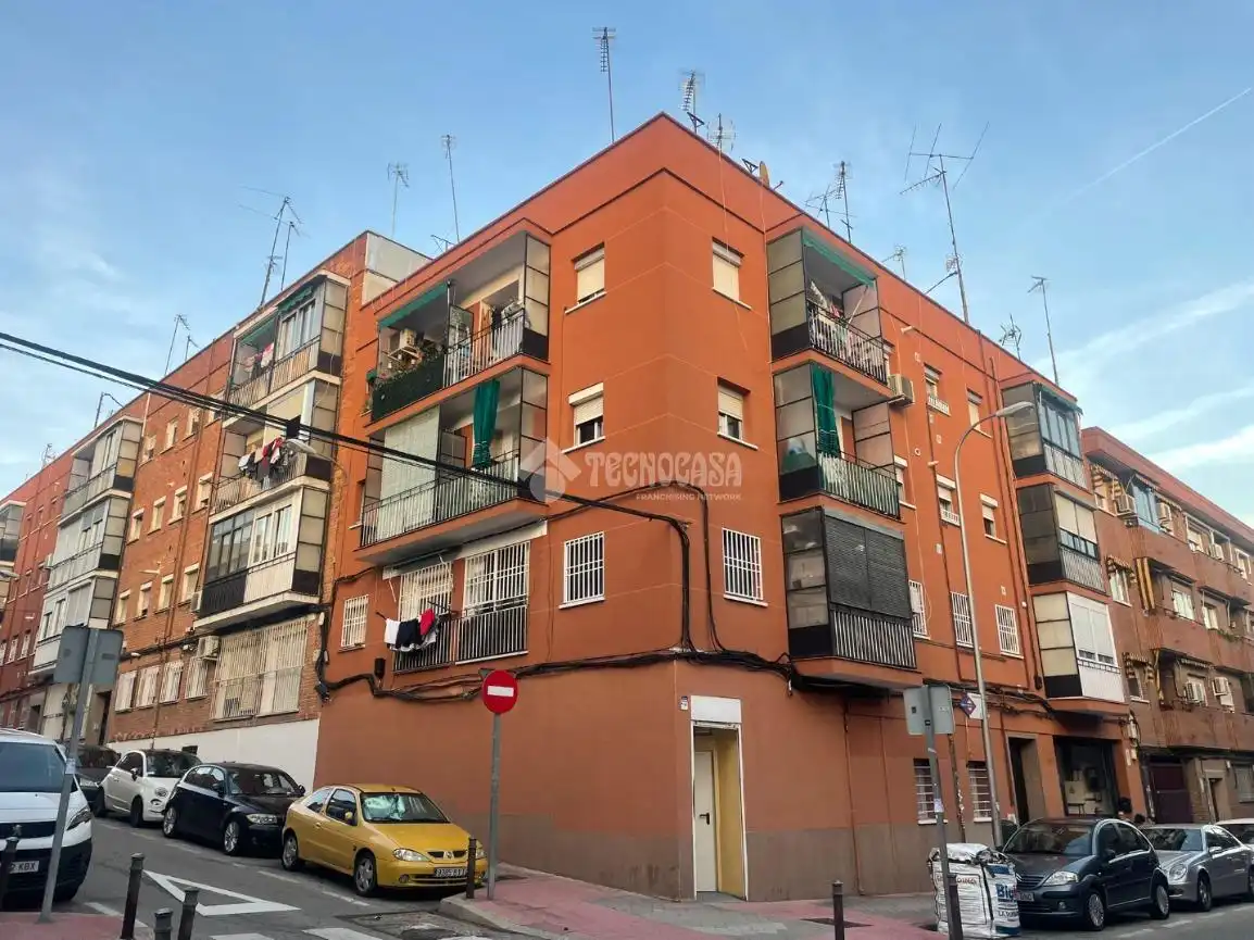 Außenansicht von Wohnung zum Verkauf in Madrid mit Heizung und Terrasse