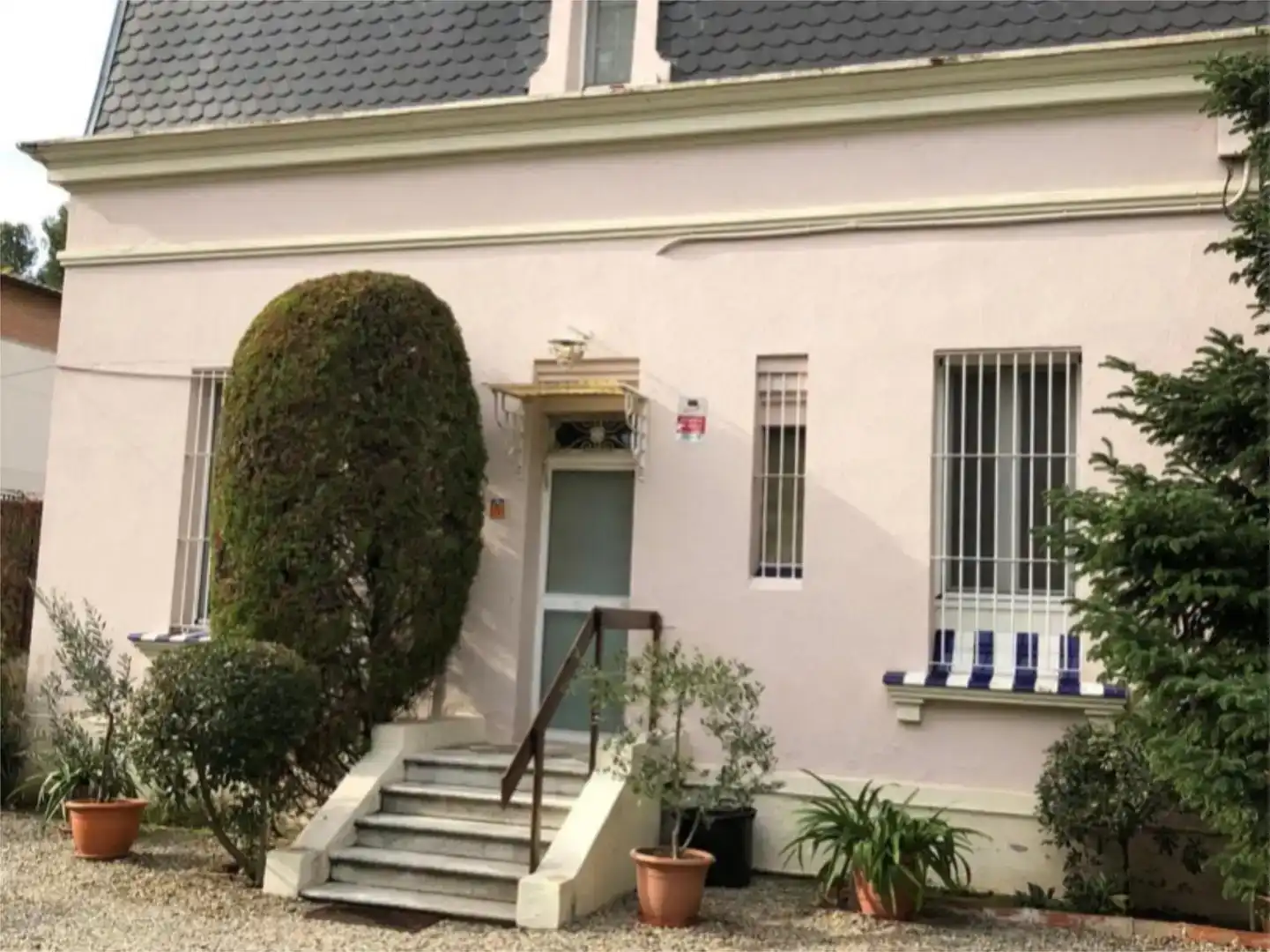 Vista exterior de Casa o xalet en venda en Granollers amb Aire condicionat, Jardí privat i Moblat